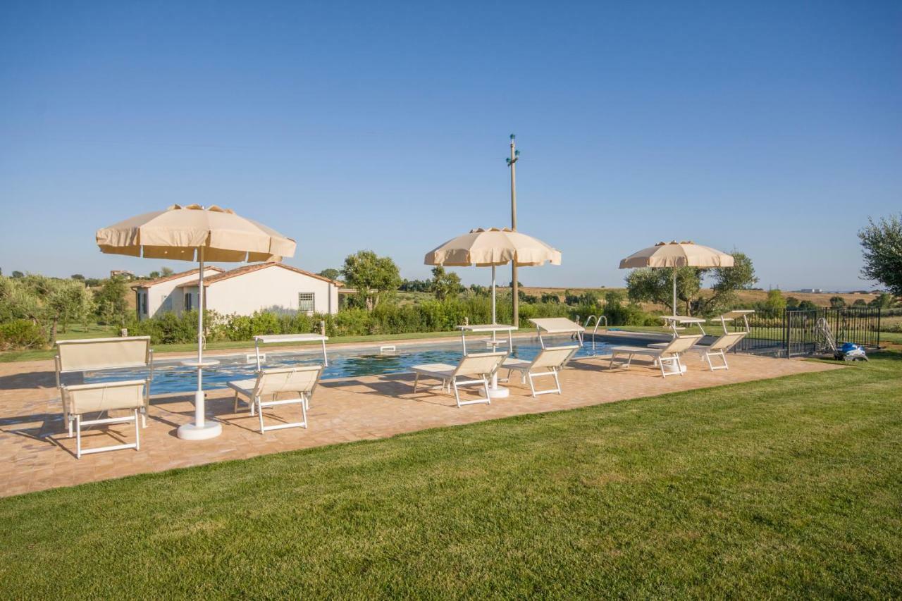 Agriturismo Il Mirto Pescia Romana Luaran gambar