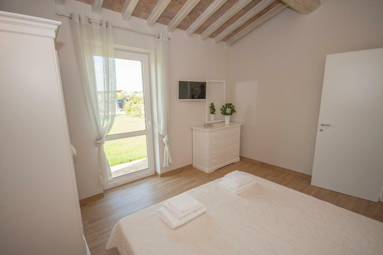 Agriturismo Il Mirto Pescia Romana Luaran gambar