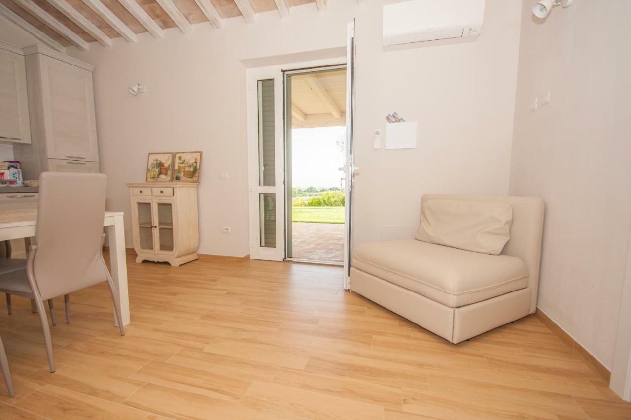 Agriturismo Il Mirto Pescia Romana Luaran gambar