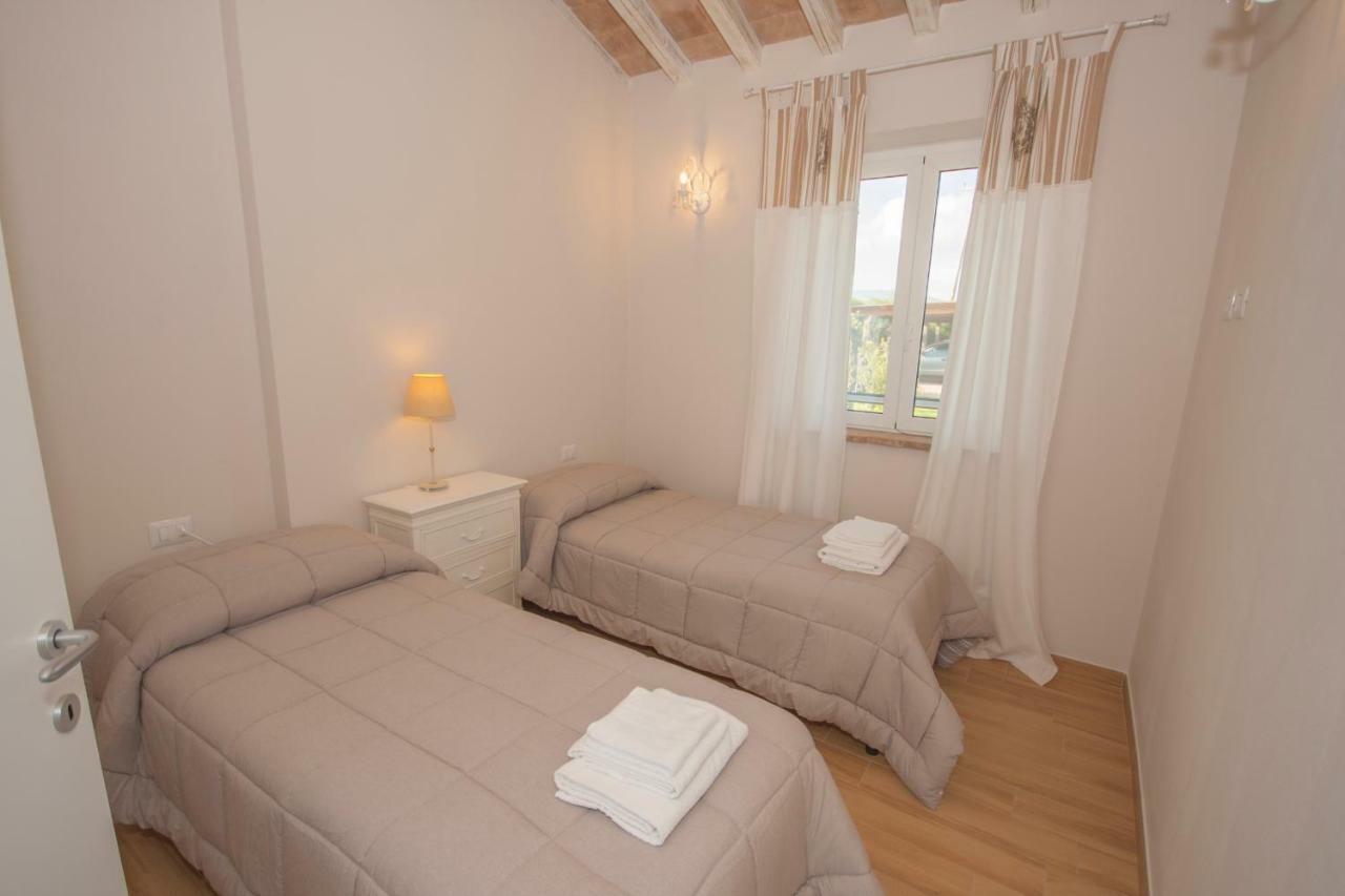 Agriturismo Il Mirto Pescia Romana Luaran gambar