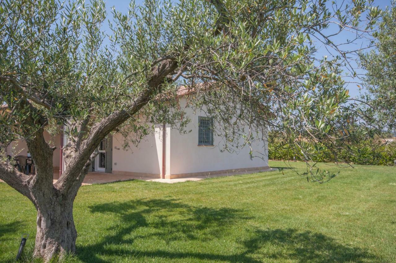 Agriturismo Il Mirto Pescia Romana Luaran gambar