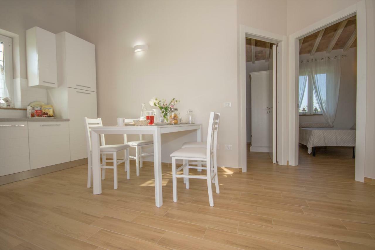 Agriturismo Il Mirto Pescia Romana Luaran gambar